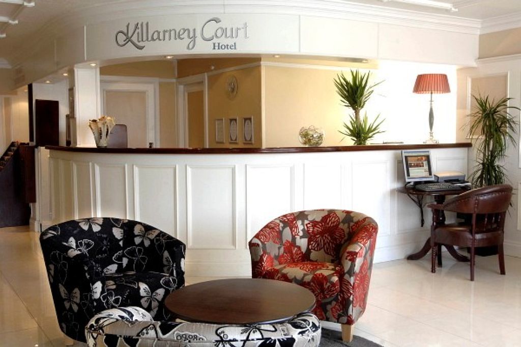 Killarney Court Hotel Exterior foto