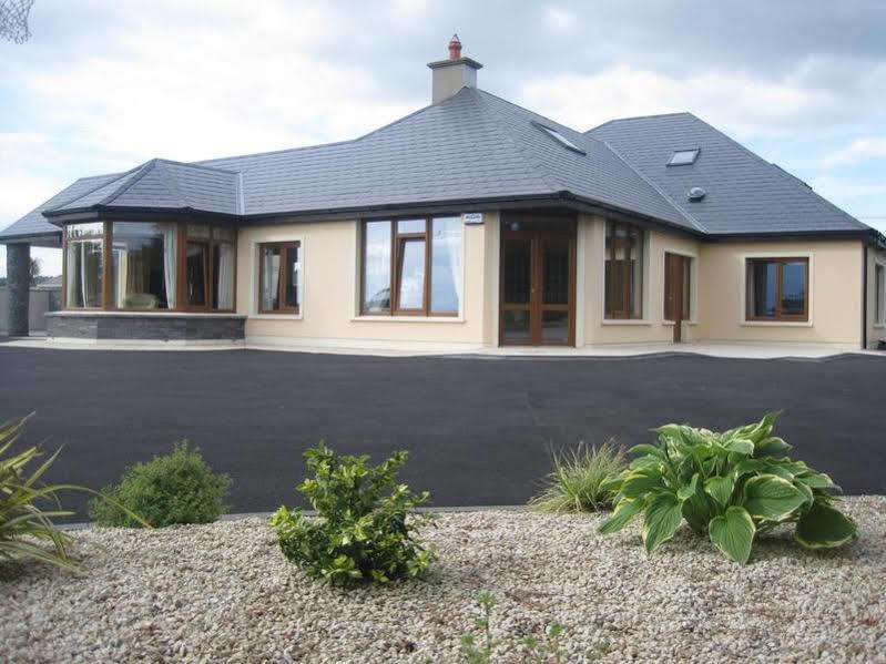 Killarney Court Hotel Exterior foto