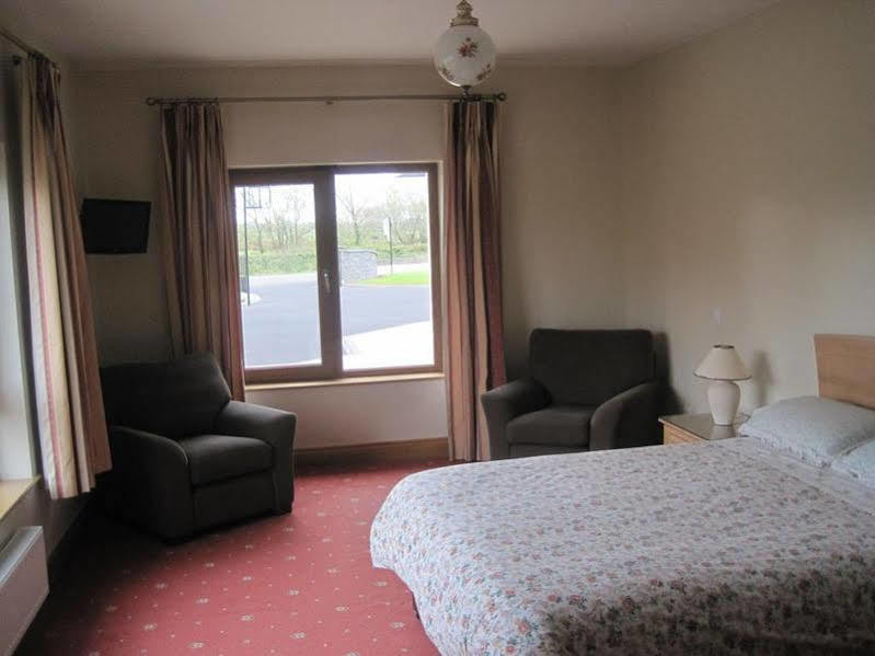 Killarney Court Hotel Exterior foto